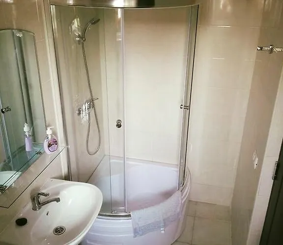 Pensiune Pensiunea Smarald 3*